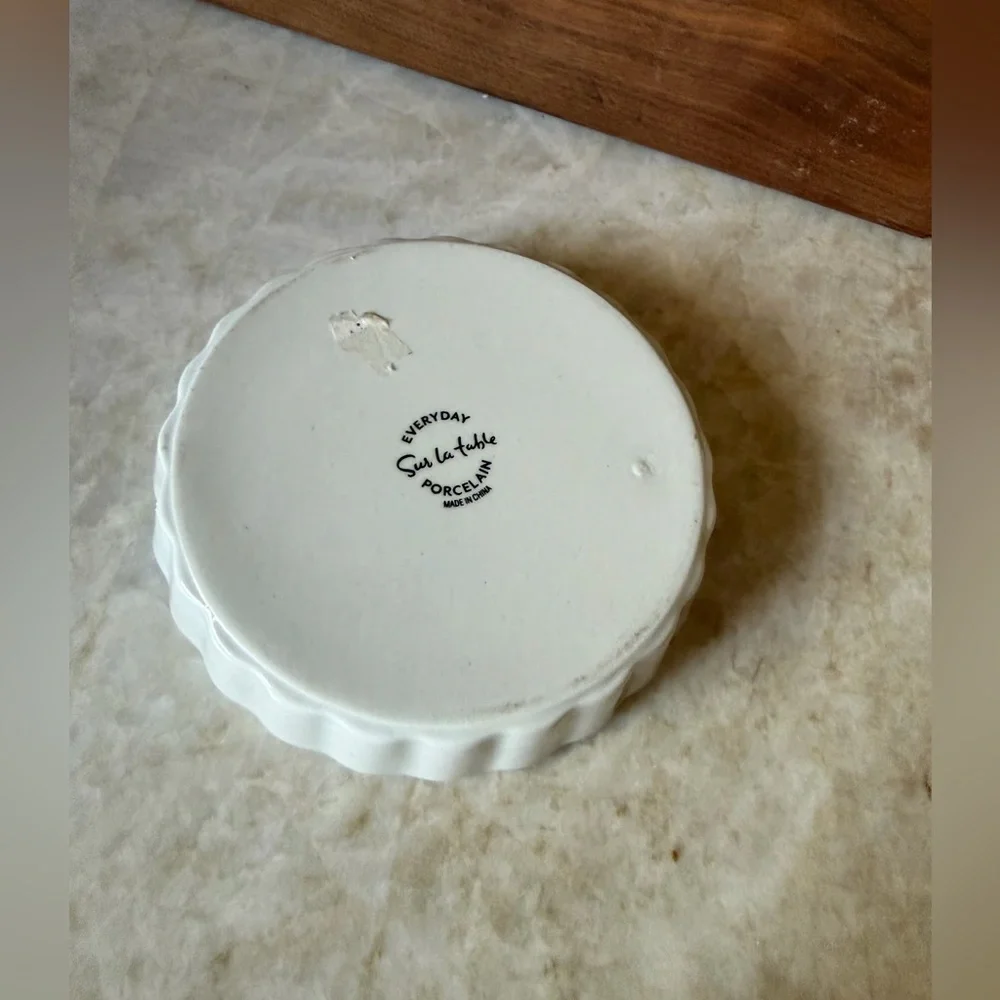 Sur La Table tart dish